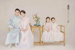 -盘子女人坊古装写真摄影(厦门总店)