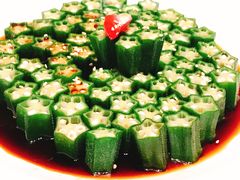 -八府香鸭·啫啫煲(华山路店)