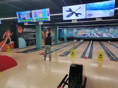 -极限PLAY运动娱乐新世界·团建派对表演休闲馆·室内高空游乐园