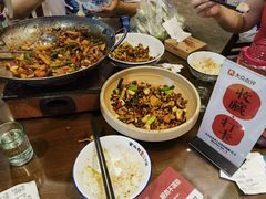 -富正毅三下锅·湘西韵味(天门山索道店)