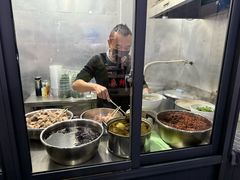 -龙树园麻辣米线
