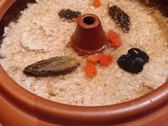 汽锅菌子肉饼-老滇山寨•云南特色菜•地方菜•民族风情歌舞表演(金碧店)