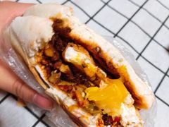 -老马家马蓉蛋菜夹馍·腊牛肉夹馍(回民街店)