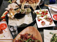 -何师烧烤Pro ·江湖川菜·小龙虾·精酿(太古里旗舰店)