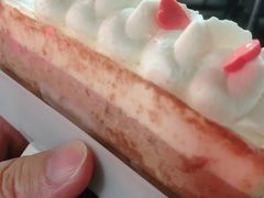-红宝石·鲜奶小方·海派西点房(金杨店)