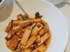 -湘阅•威海海鲜•湖南味道(华宝店)