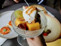炭焙焦糖坚果新西兰纯乳冰淇淋-FOOOO CITY CLUB 孚乐里音乐西餐酒吧(悠方店)
