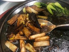 -泉畔人家·老济南经典鲁菜(大明湖店)