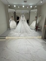 -PAI婚纱礼服设计馆【大牌租赁/高级定制】
