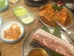 -明洞阿姨·韩式酱蟹烤肉·创意料理(三元桥店)