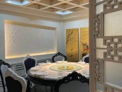 包厢-汤城·料青山