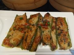 头抽香糯煎酿尖椒-新兴·金羊座·粤菜点心(乐峰店)