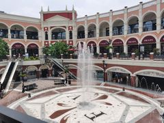 -佛罗伦萨小镇广佛名品奥特莱斯(疏港路店)