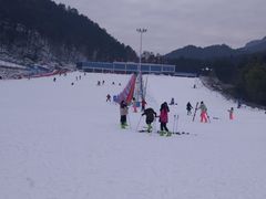 -大别山南武当滑雪场