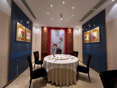 -凤凰楼酒家·粤宴点心(华强北店)