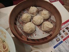 蟹粉小笼包-光明邨大酒家(淮海路店)