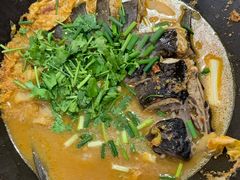 -老刘生态大鱼坊铁锅炖鱼(赛马场店)
