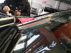 -鲨鱼皮汽车凹陷玻璃修复(静安店)