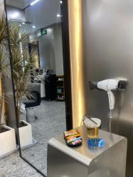 -A&L salon