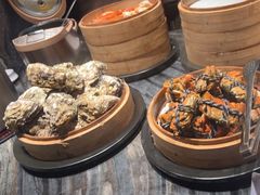 -雍容荟帝王蟹活龙虾展台自助(IFS黑金店)
