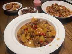 -爱碗亭·鲜炒湖南菜(壹城中心店)