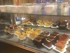 -圣廷苑酒店-世纪楼菲苑自助餐厅