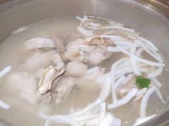 -喃喃椰·糟粕醋·椰子鸡火锅(七堡花园店)