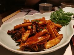 梭子蟹炒年糕-卯时·龙光雅宴·精致锡帮菜(惠山古镇店)