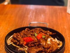铁板黑椒牛柳-京尊烤鸭店JINGZUN(春秀路店)