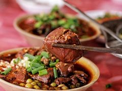 -谢老五跷脚牛肉·非遗传承店