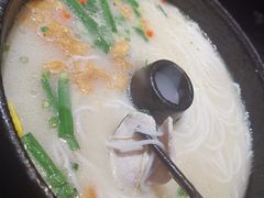 -飞虎过桥米线(翠湖店)