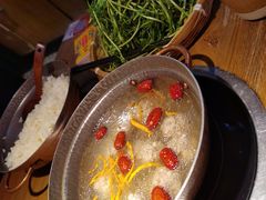 -吃饭皇帝大土家民族菜(正大广场店)