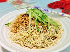 -肥肥虾庄·金牌油焖大虾(沙湖店)
