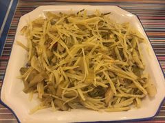 藏卡万金休闲风情藏吧-卡万金特色藏餐