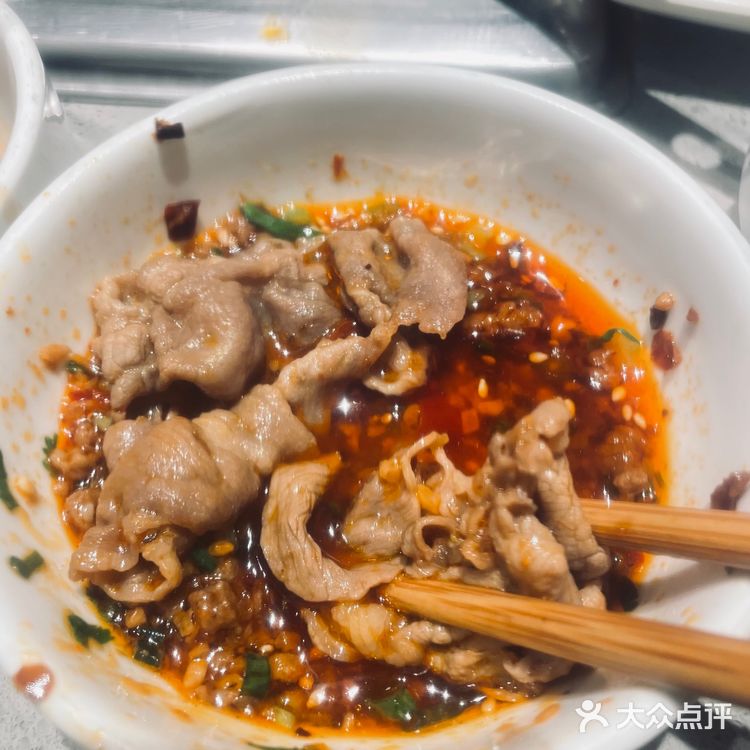 天冷了,一起来海底捞洗筷子吧!