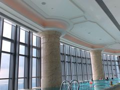 -珠海瑞吉酒店游泳池