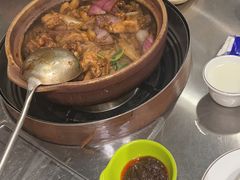 -胡须佬鸡煲四季火锅店(石厦西村直营店)
