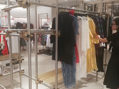 -ZARA(大上海时代广场店)