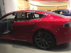-TESLA 特斯拉(广州天环广场体验店)