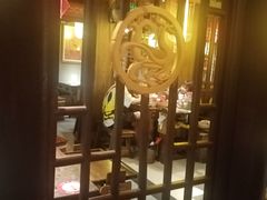 -小龙坎火锅(湖滨银泰in77店)