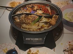 -阿瓦山寨·湘菜现炒·剁椒鱼头王(咸阳总店)