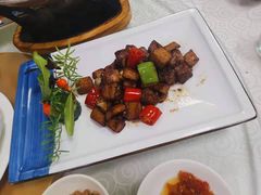 -合和美食馆(壹村东心岭2巷店)