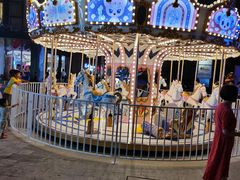 -绿地风尚天地广场