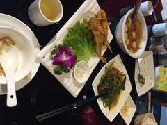 百家班鲜虾料理-百家班(市府店)
