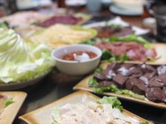 -周老三跷脚牛肉·全牛火锅(非遗传承店)