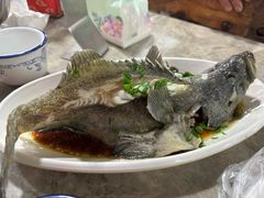 -四川小胡子海鲜(丁村万人海鲜广场店)