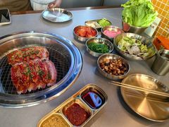 -明洞阿姨·韩式酱蟹烤肉·创意料理(望京1988创始店)