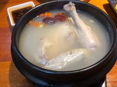 滋补参鸡汤-鑫日千里马朝鲜族小馆(总店)