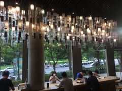大堂-星巴克臻选(湖滨道店)