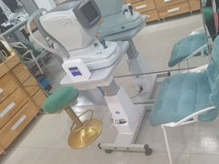 -豪门视光·星趣控·蔡司依视路眼镜代理商(中央大街店)